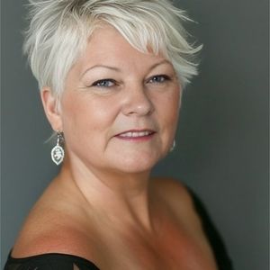 Meet your Posher, Sandy